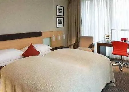 Novotel 4*