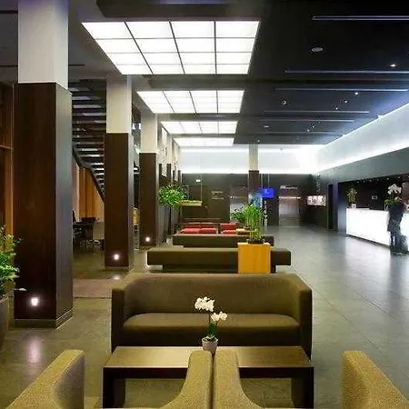 מלון Novotel
