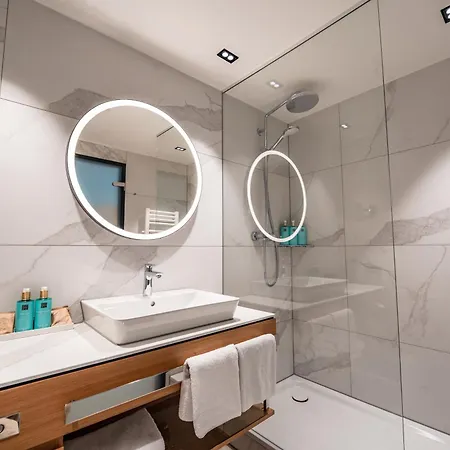 Novotel Hotel 4*