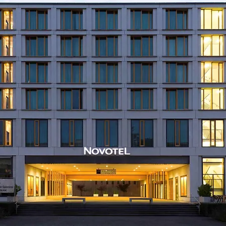מלון Novotel