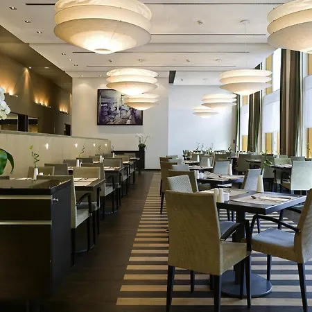 Novotel 4*