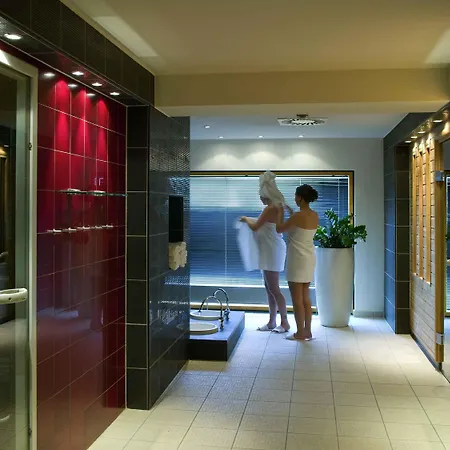 Novotel 4*