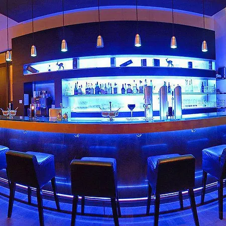 Novotel 4*